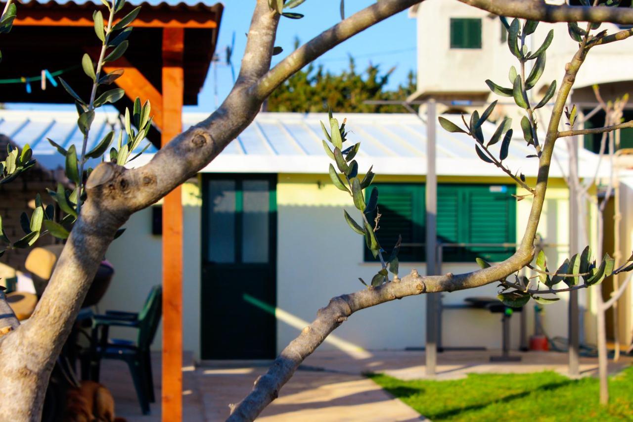 Holiday Home - Beach House 'Amarella' Turanj Extérieur photo