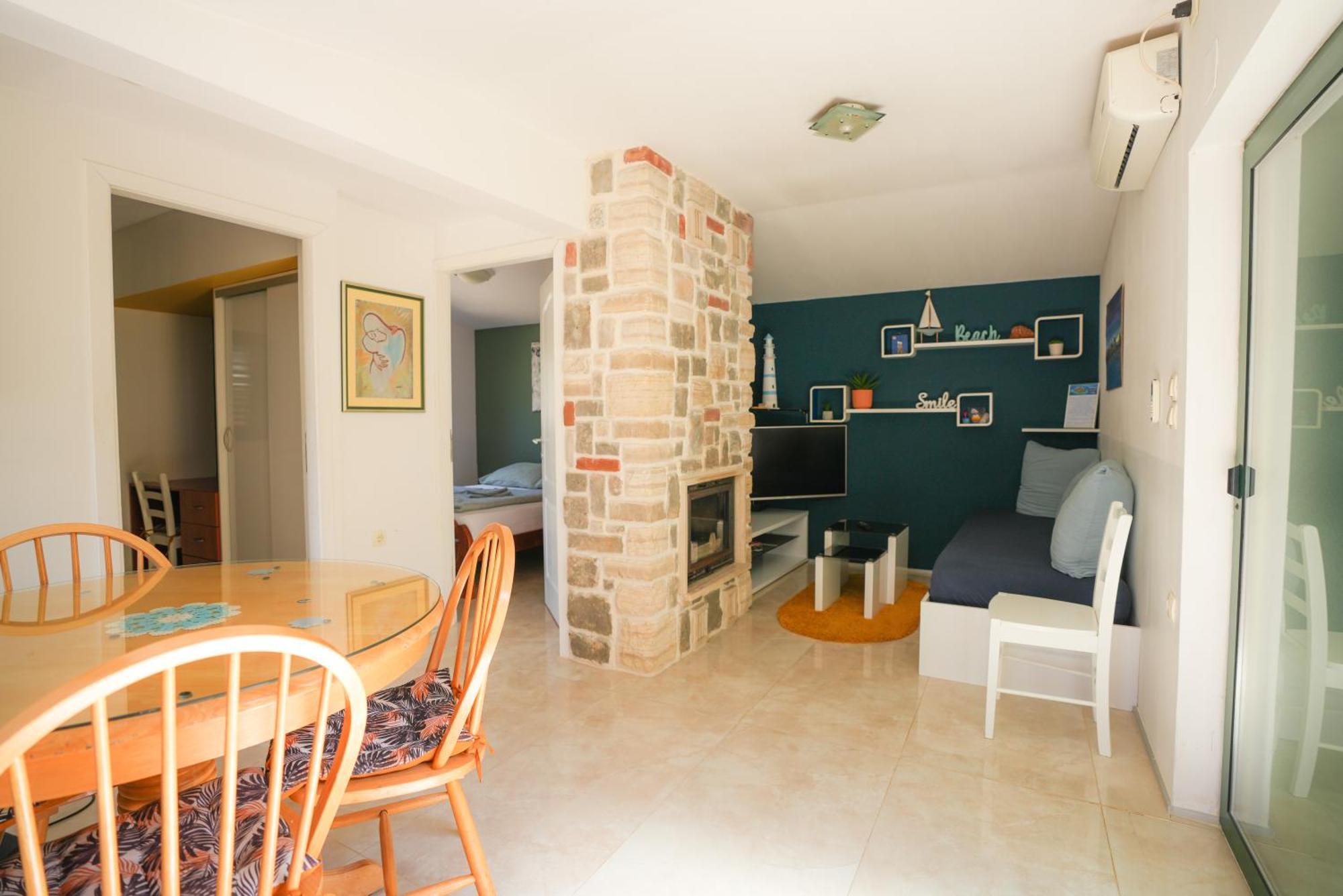 Holiday Home - Beach House 'Amarella' Turanj Extérieur photo