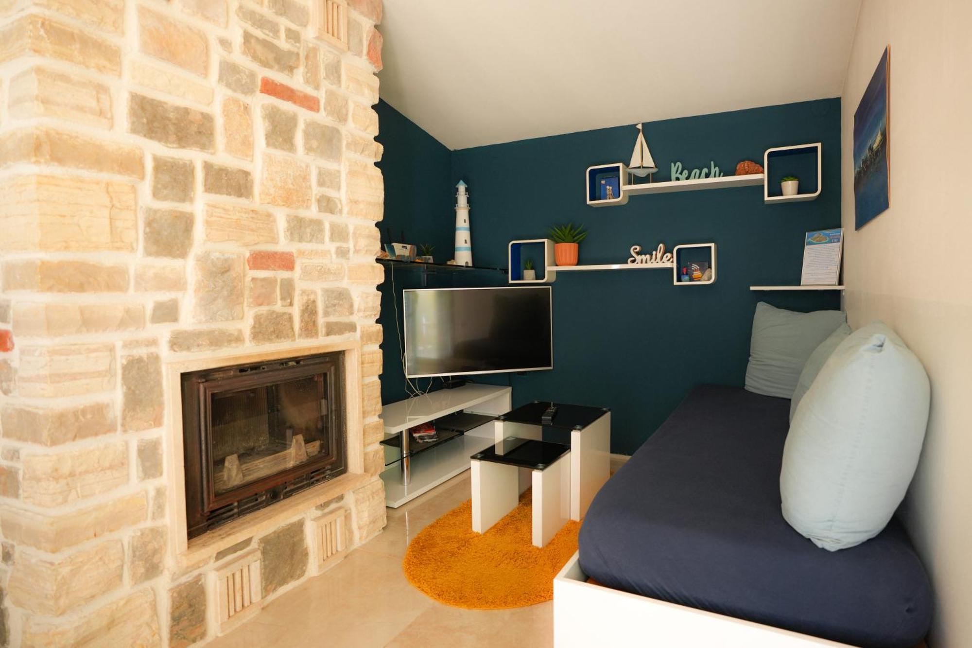 Holiday Home - Beach House 'Amarella' Turanj Extérieur photo